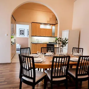  Appartamento And Large Ac Away From