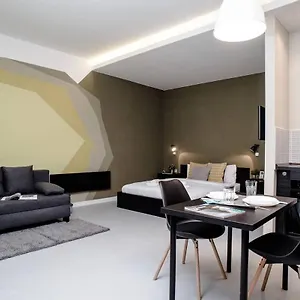 Cute, New And Stylish In The Center Apartment