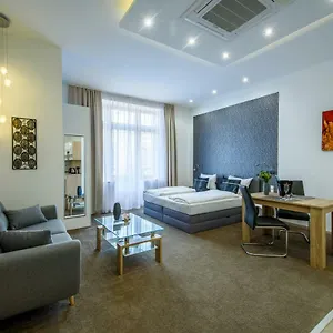  Apartamento Karoly Corner Residences