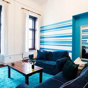Indigo With Free Parking Budapeszt