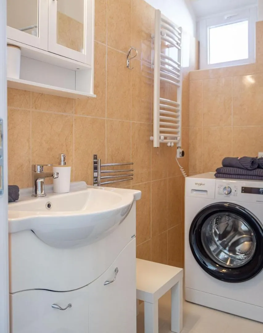 Central Harmony Apartment Budapest 0*,